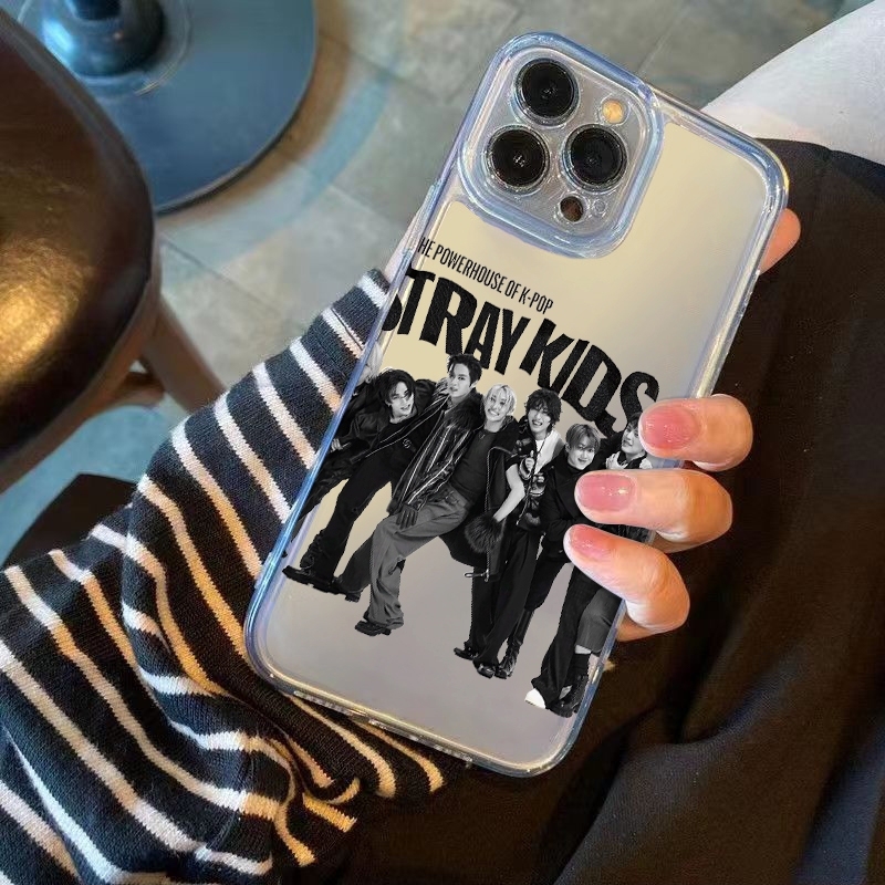 StrayKids TPU製スマホケース iPhone 17 - Phone Accessories To Sell のレビューと価格