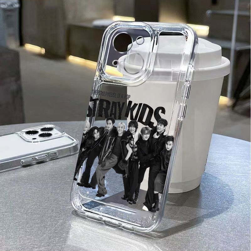 StrayKids TPU製スマホケース iPhone 17 - Phone Accessories To Sell のレビューと価格