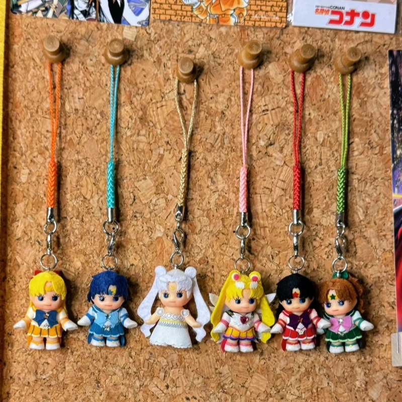 セーラームーンストア東京30周年記念限定版セーラーヴィーナス - Phone Accessories Tokyo のレビューと価格
